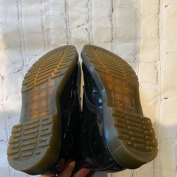 Dr. Martens patent leather combat boots - Picture 4 of 8
